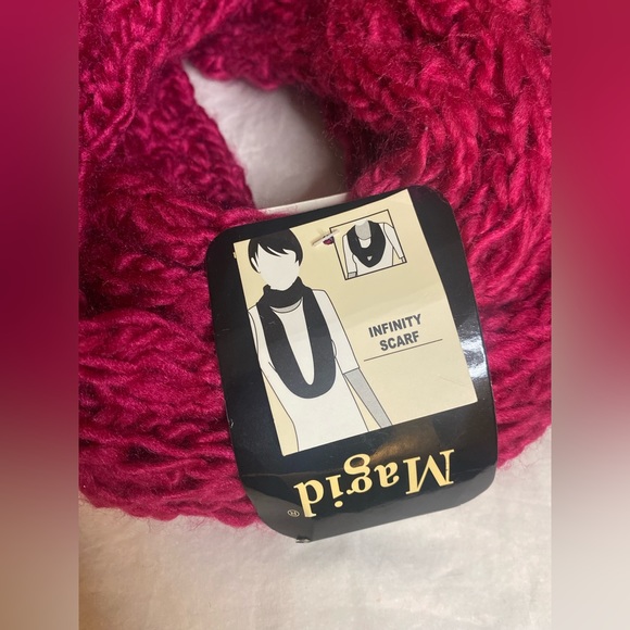 NWT Magid Hot Pink Infinity Scarf Size OS Women Men Kids Unisex - Picture 4 of 4